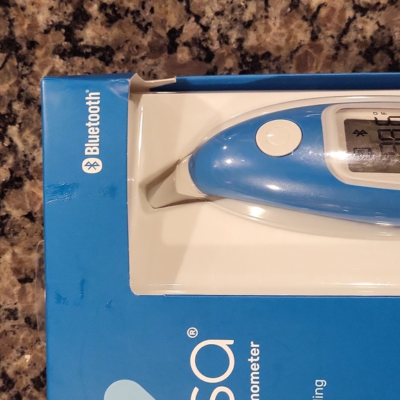 Kinsa Smart Ear Thermometer new in package bluetooth fast 1 second reading - Picture 4 of 9